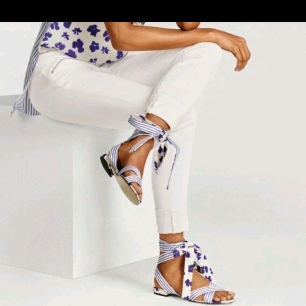 CAbi Striped and Floral Sandals Size 5 White And Blue
